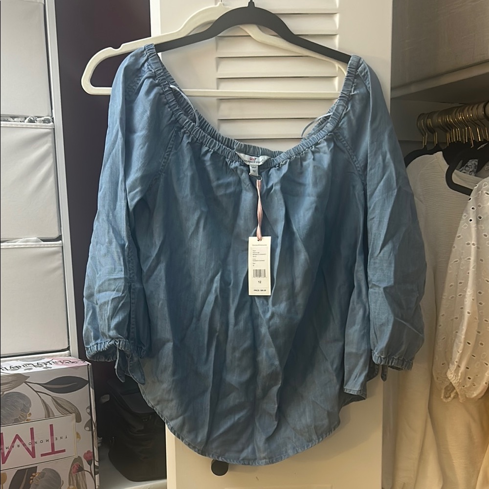 Women's Blue Top